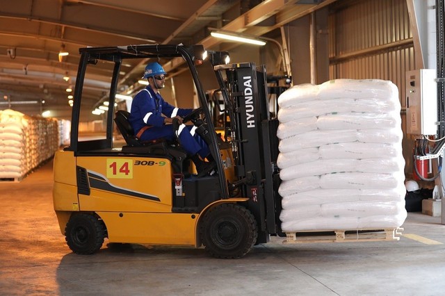 SOCAR: Daxili bazarda karbamidi idxal qiymətindən daha aşağı qiymətə təqdim edirik