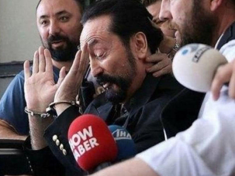 Adnan Oktarın aylıq qazancı hər kəsi şoka saldı - Lüks villa və yaxtaların mənbəyini açıqladı