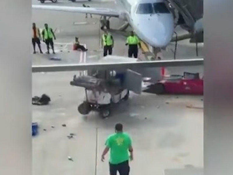 Aeroportda qorxunc anlar: yük maşını idarəetməni itirdi... - VİDEO