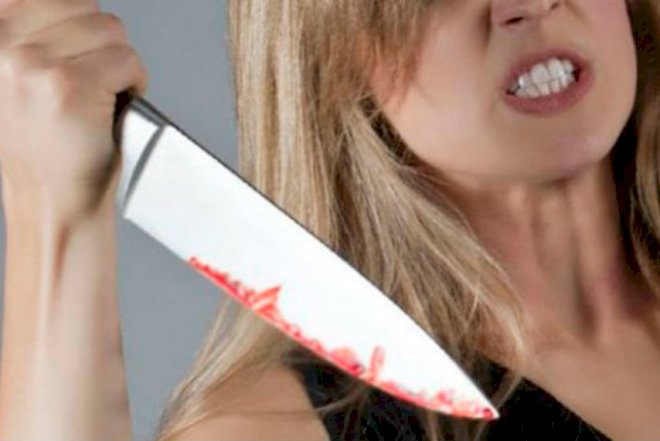 Şəkidə qadın özünü bıçaqladı