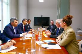 Azərbaycanın Kənd Təsərrüfatı naziri Fransanın Yeni Akiten regionunun vitse-prezidenti və Bordo şəhərinin meri ilə görüşüb