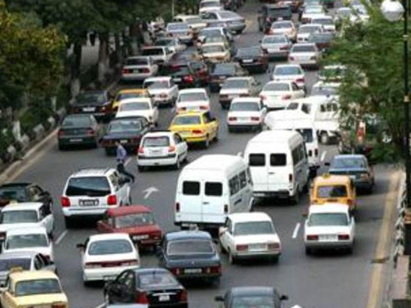 Bu qaydanı pozan sürücüləri 50 manat cərimə gözləyir