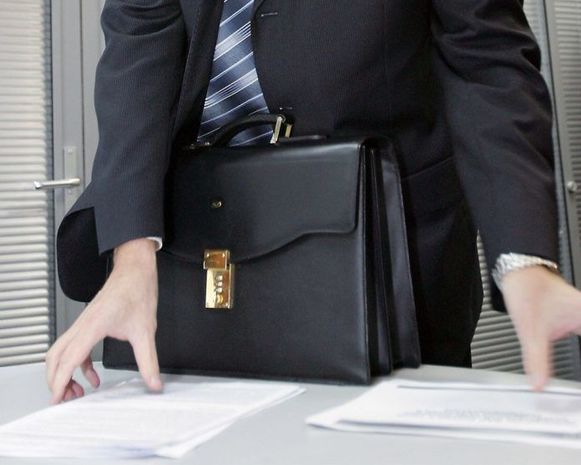 Bu nazirlikdə vəzifəli şəxs işdən çıxarıldı