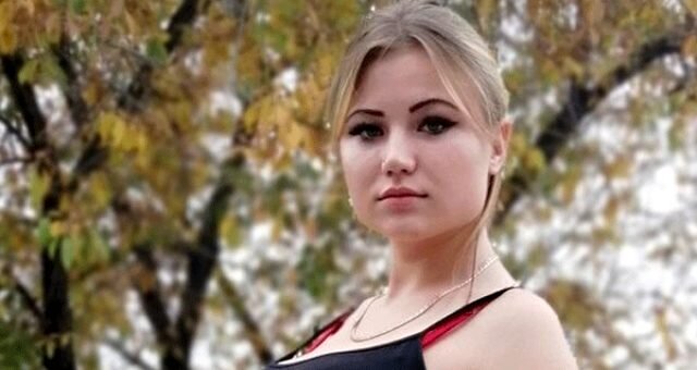 Dəhşət: Öldürdüyü sevgilisinin meyitini parçalayaraq balkondan atdı - FOTO