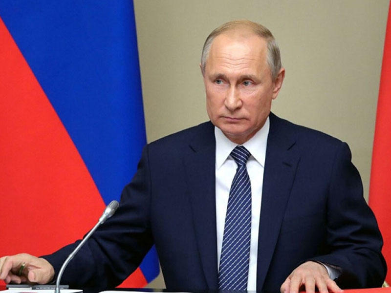 Putin Ağabəy Əsgərova medal verdi