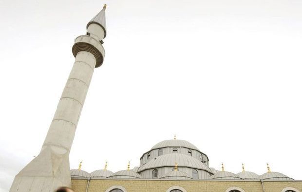 19-летний парень скончался в бакинской мечети