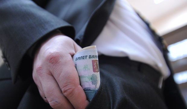 Азербайджанец пытался подкупить украинских пограничников