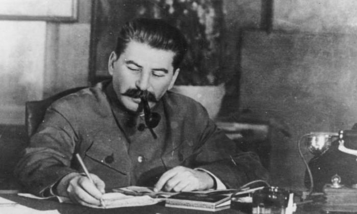 “Qələbə” ordeni alan yeganə general – o, Stalinlə 238 dəfə görüşüb, amma nə marşal olub, nə də “qəhrəman”