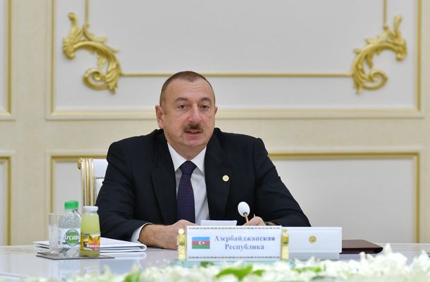 İlham Əliyev MDB Dövlət Başçılarının sammitində - FOTO