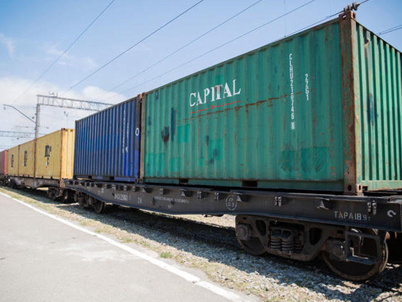 Bu il Azərbaycanın dəmir yolları ilə Rusiyaya 700 min ton yük daşınıb