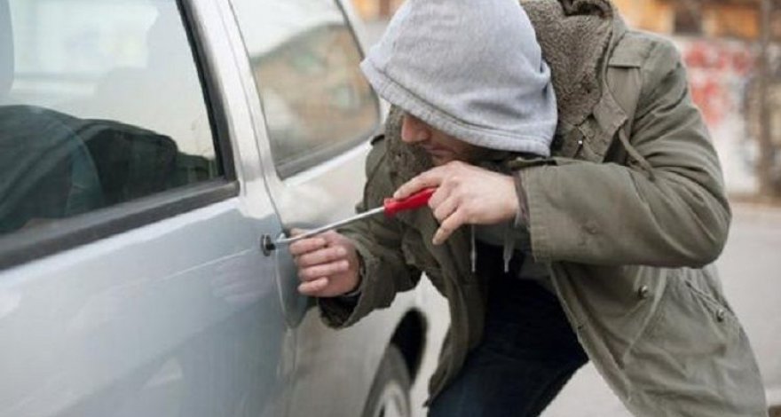 В Хачмазе задержан угнавший автомобиль мужчина