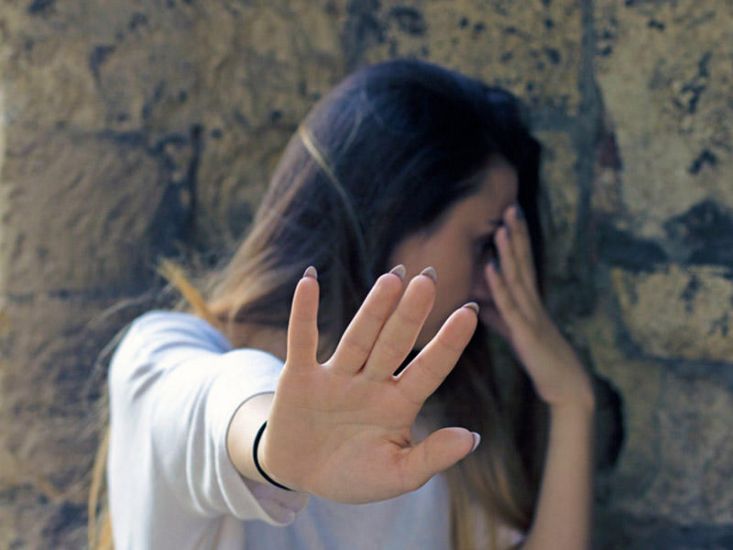 İnternetə girən kişi ŞOKA DÜŞDÜ - Arvadının başqa kişi ilə 18+ VİDEOsunu gördü