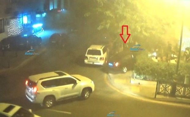 Bakıda maşın çayxanaya girdi - ANBAAN VİDEO