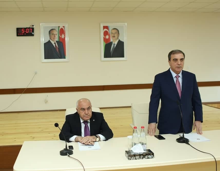Prezident Administrasiyasının sektor müdiri Gəncədə sakinlərlə görüşüb