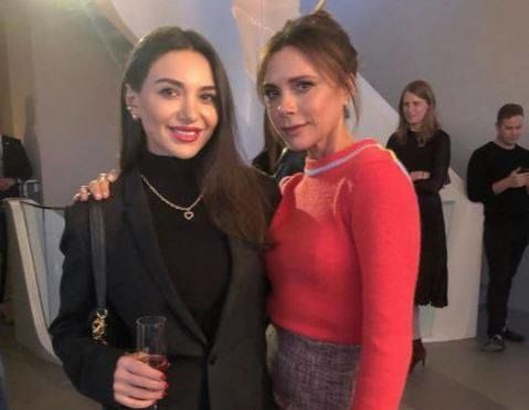 Азербайджанская ведущая встретилась с Викторией Бэкхэм - ФОТО