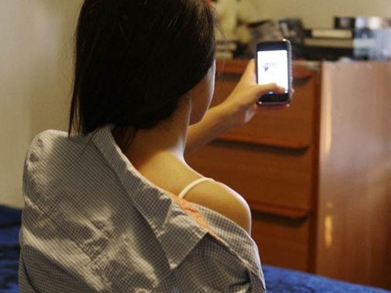 Bakıda ikiarvadlı kişinin törətdiyi dəhşətli qətlin təfərrüatı: arvadı yad kişi ilə olan şəklini ona göndərib