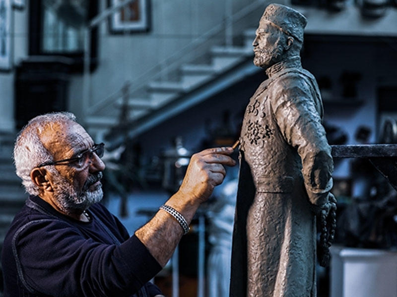 Hacı Zeynalabdin Tağıyevin heykəli belə hazırlanır - VİDEO - FOTO