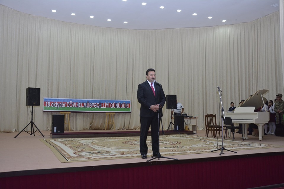 Ağstafa Regional Mədəniyyət idarəsi Ağstafa Musiqi Mərkəzində Azərbaycan Respublikasının Dövlət müstəqilliyinin 28-ci ildönümü münasibətilə bayram tədbiri keçirib