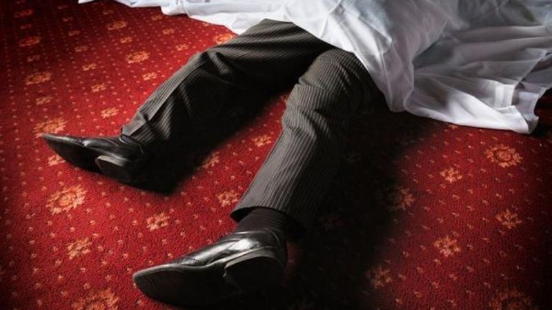 Bakıda dəhşətli ailə faciəsi - Əvvəl atası, sonra özü öldü - FOTO