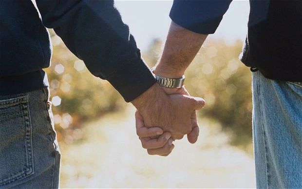Xalq artisti: Homoseksuallar mütləq güllələnməlidir