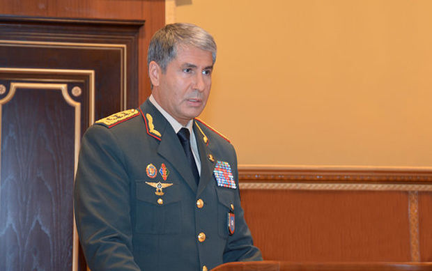 Daxili İşlər naziri generalı təqaüdə göndərdi
