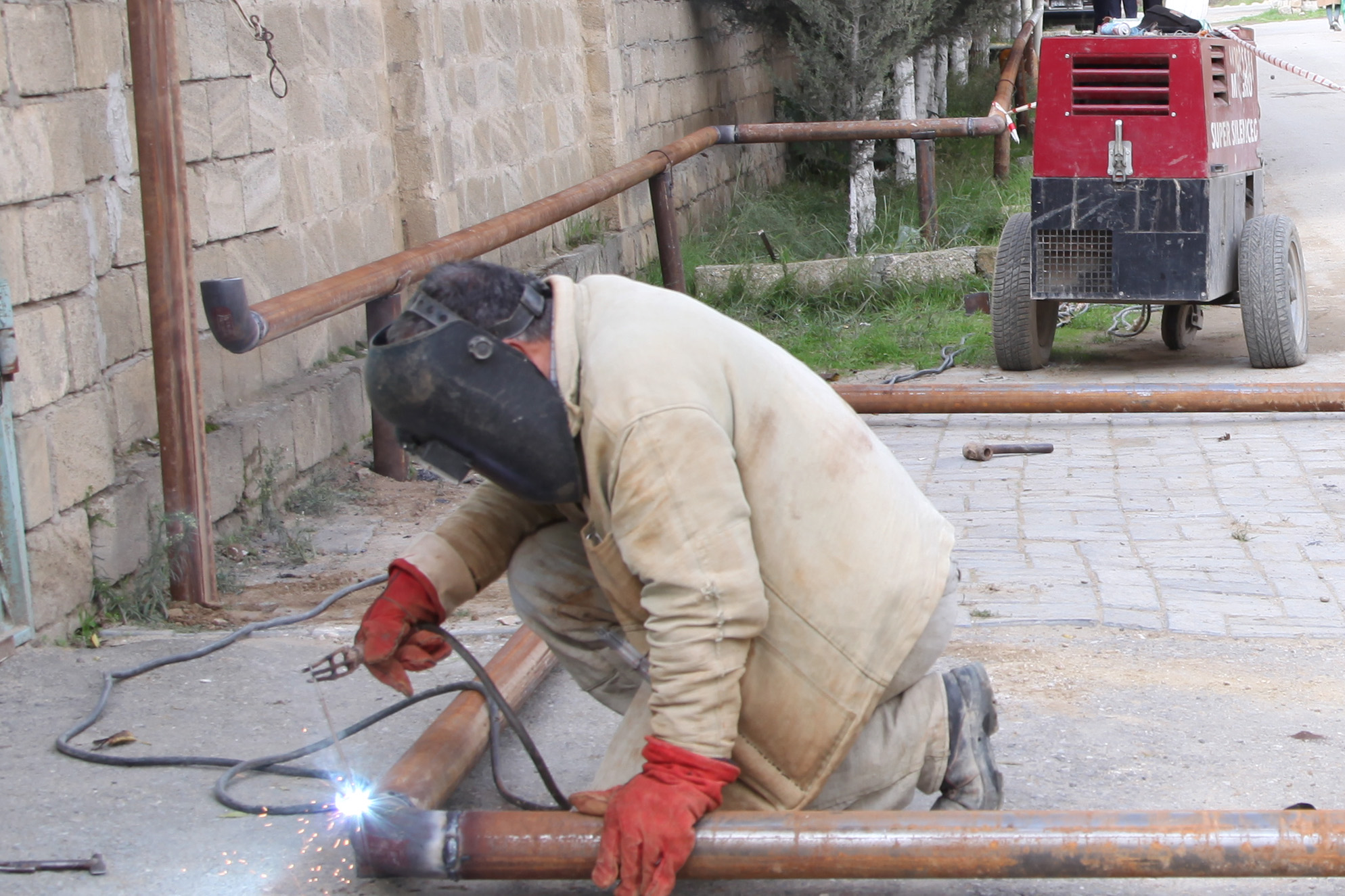 Binəqədi rayonunda qaz sızması aradan qaldırılır