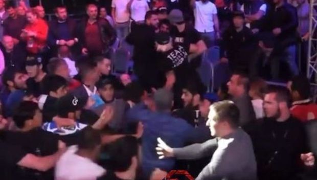 Ermənilər Soçidə MMA yarışlarında qazaxlara qarşı dava salıblar - VİDEO