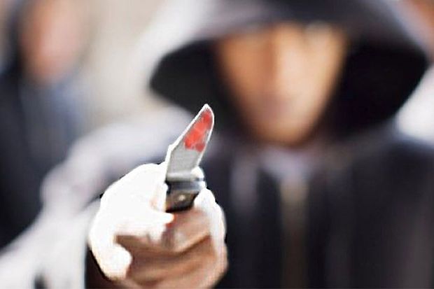 Мужчина устроил резню из-за отказа дать ему денег в долг