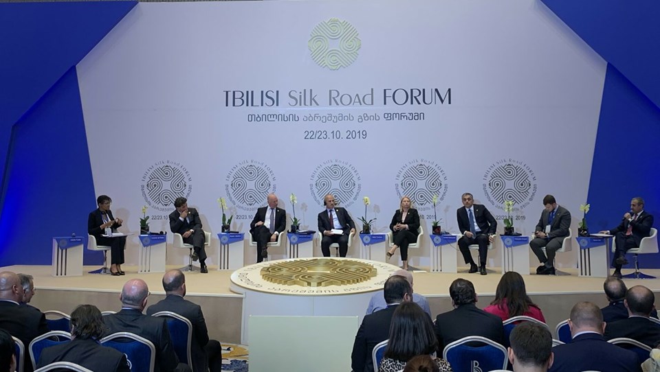 Nazir Ramin Quluzadənin başçılıq etdiyi nümayəndə heyəti Gürcüstanda 3-cü “Tbilisi İpək Yolu Forumu”nda iştirak edib