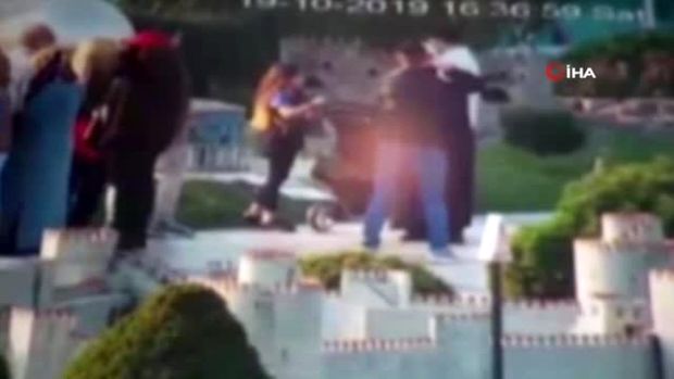 У мошенников в Стамбуле нашли телефон азербайджанца - ВИДЕО