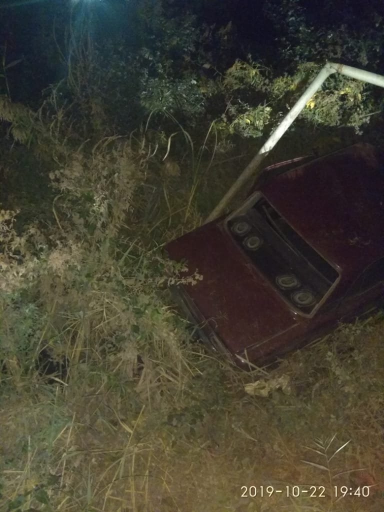 Xaçmazda avtomobil qəzası: qaz xətti yararsız hala düşdü