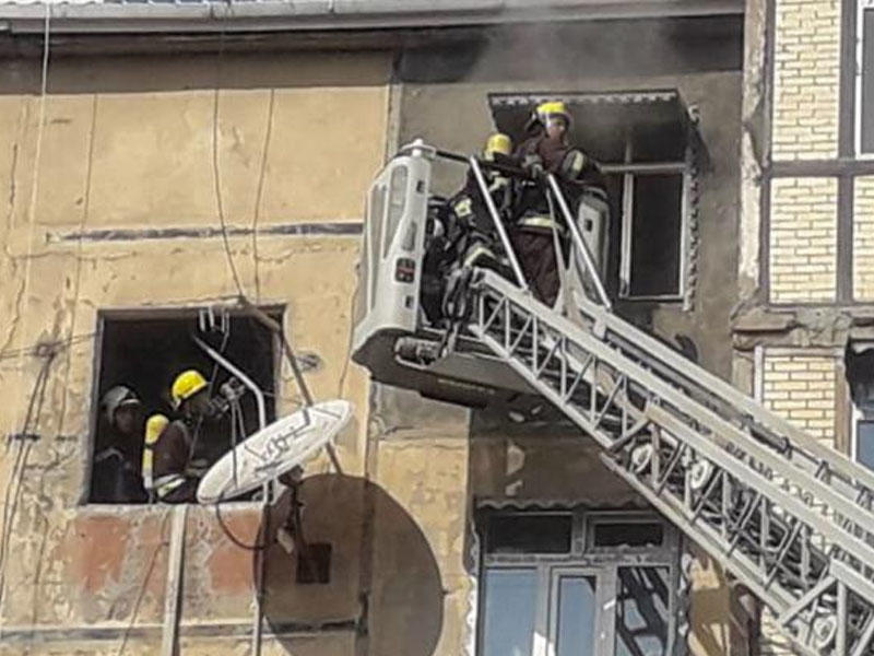 Gəncədə yaşayış binasında yanğın olub - FOTO