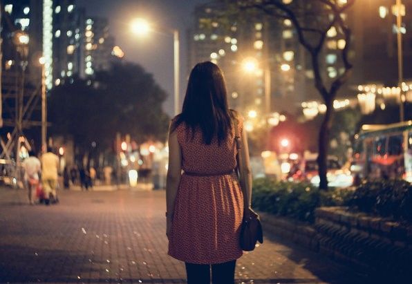 Bakıda 19 yaşlı qız itkin düşüb