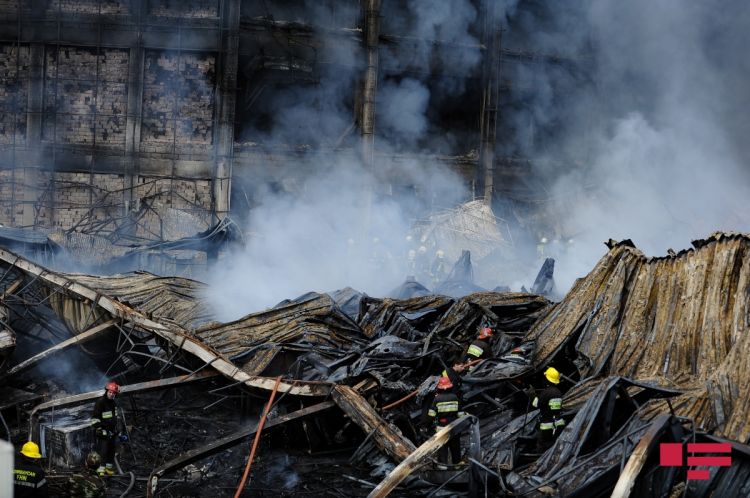 SON DƏQİQƏ: Azərbaycanda yaşayış binasında PARTLAYIŞ OLUB
