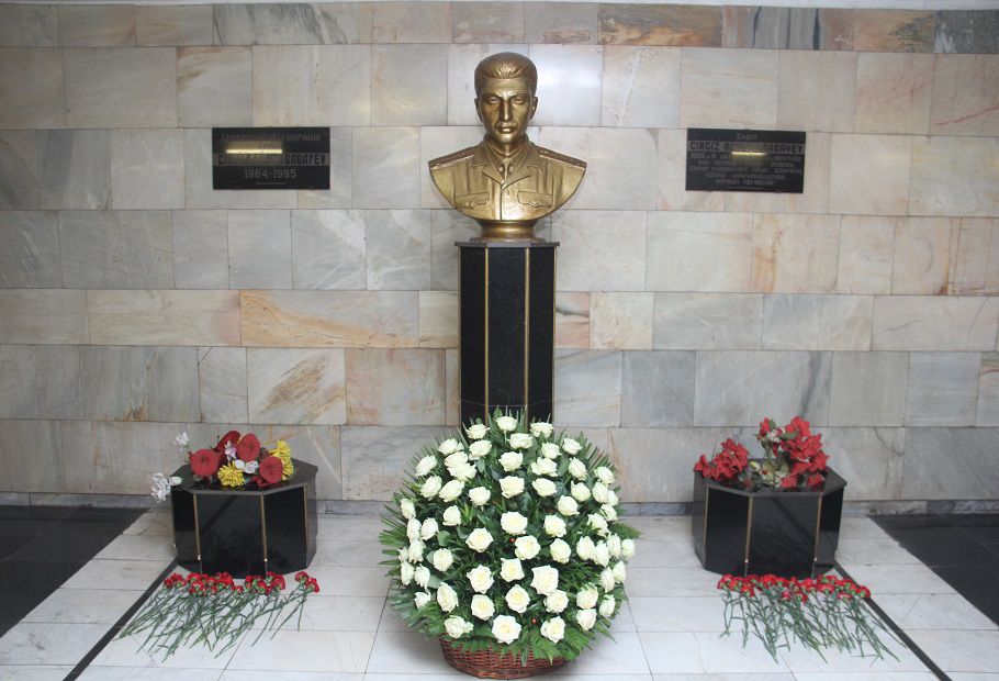 28 Oktyabr hadisəsindən 24 il ötür