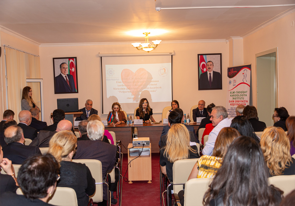 Kardiologiya institutunda elmi-praktik seminar keçirilib