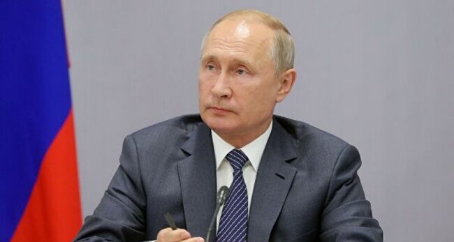 Putin Rusiyada yaşayan azərbaycanlını ordenlə təltif etdi - FOTO