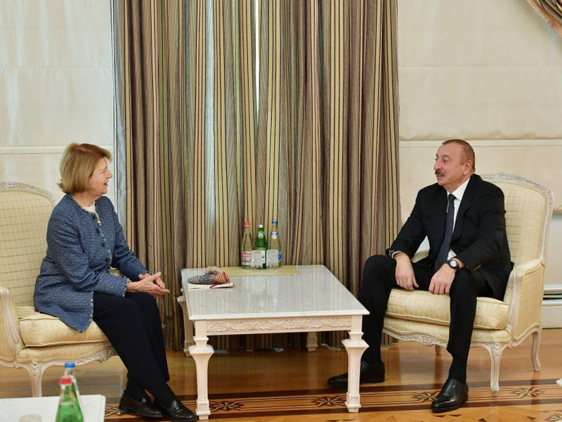Prezident İlham Əliyev Böyük Britaniya Baş nazirinin Azərbaycan üzrə ticarət elçisini qəbul edib - FOTO