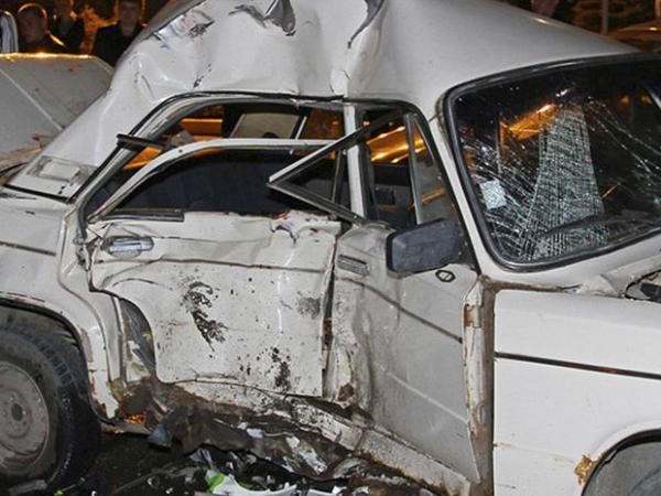 Şəmkirdə ağır yol qəzası: Ölənlər və yaralananlar var