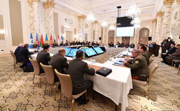 В Баку проходит заседание Совета министров обороны стран-членов СНГ - ФОТО