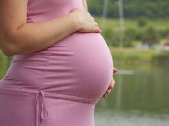 Bəzi sonsuz qadınların süni mayalanmasında əcnəbi kişi donordan istifadə edilirmiş...