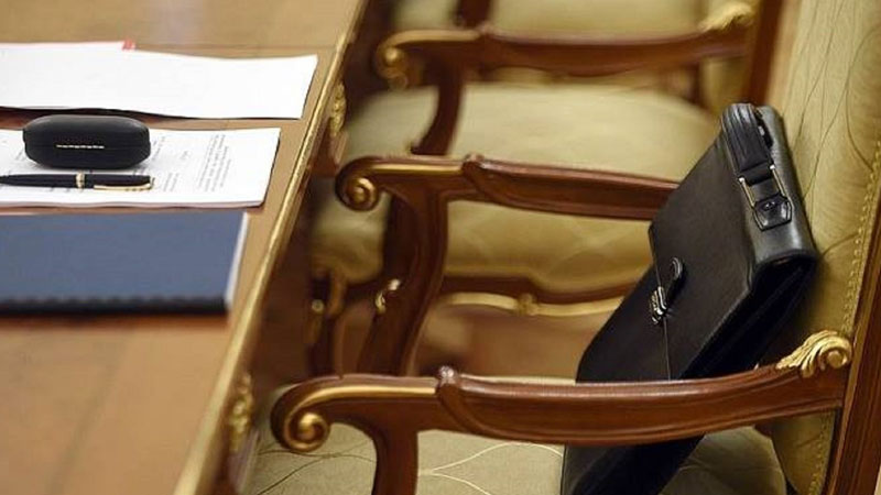 Azərbaycanda məmur-qudalar dövrü də bitir...