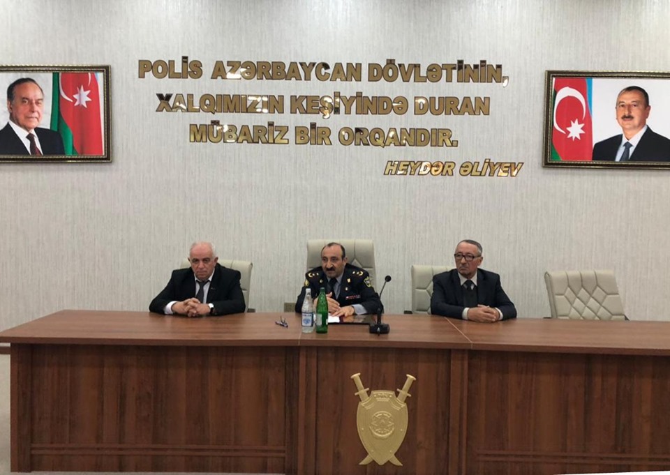 Seçkilər zamanı polisin fəaliyyəti müzakirə olundu