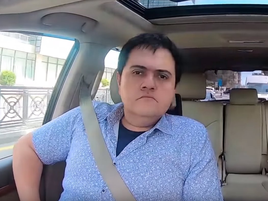 Elçin Əlibəyli onu döyən idmançı qonşusu ilə polis bölməsində qarşılaşdı və ...