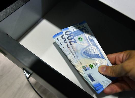 Глава Исполнительной власти Баку поручил устранить взяточничество