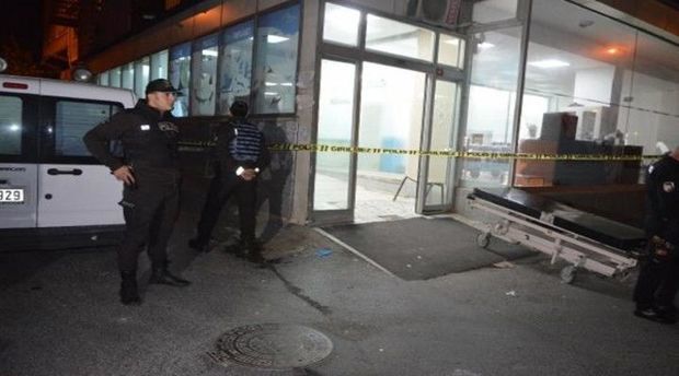 В Турции врач выстрелил в свою коллегу-азербайджанку