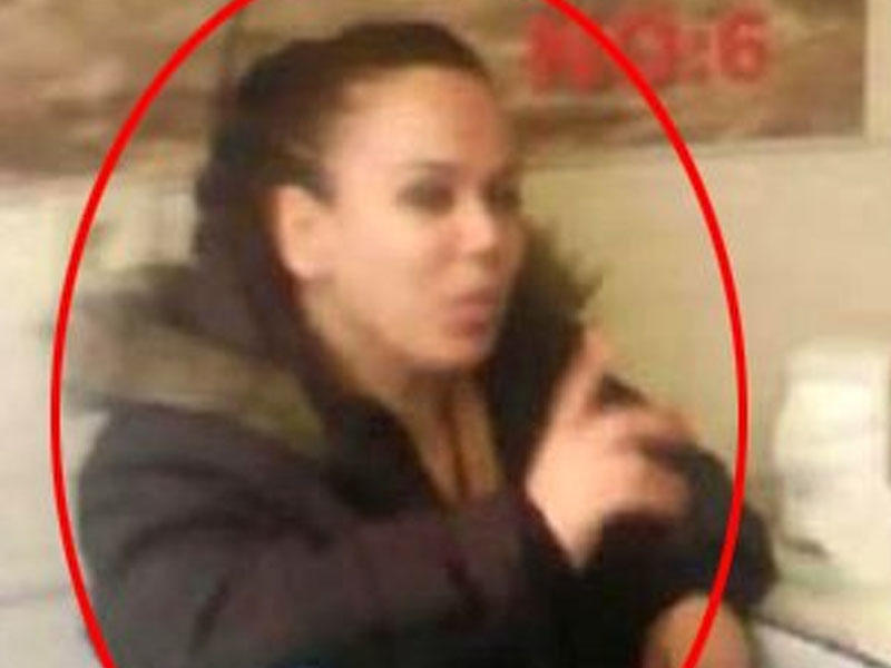 Keçmiş model bacısını və qardaşlarını zəhərləyib, öldürdü - FOTO