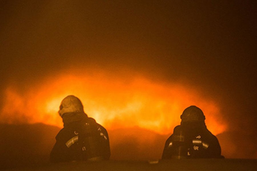  SON DƏQİQƏ! Xətaidə çoxmərtəbəli yaşayış binasında yanğın - SAKİNLƏR TƏXLİYƏ OLUNDU