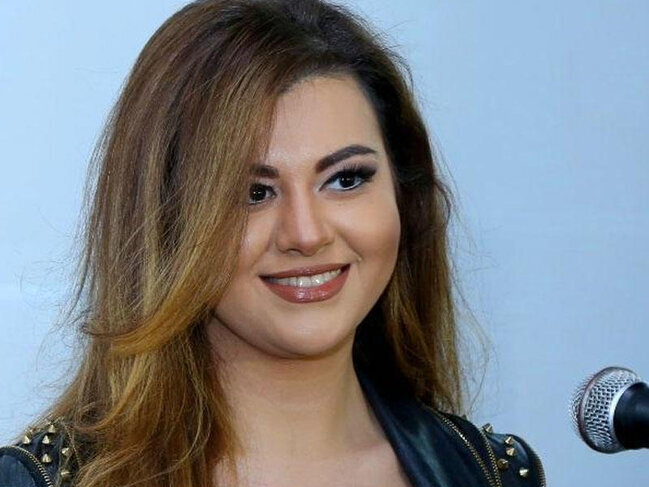 Aygün Kazımovanın qızı İlqarə gözəlliyi ilə göz oxşadı - FOTOLAR