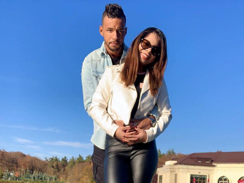 Braziliyalı futbolçu xanımı ilə Qubada istirahət edir - FOTO